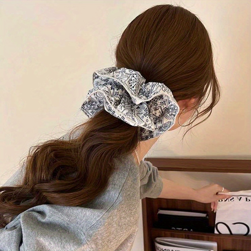 Elegant Black and White Fabric - огляд і ціна Travel Accessories Sale